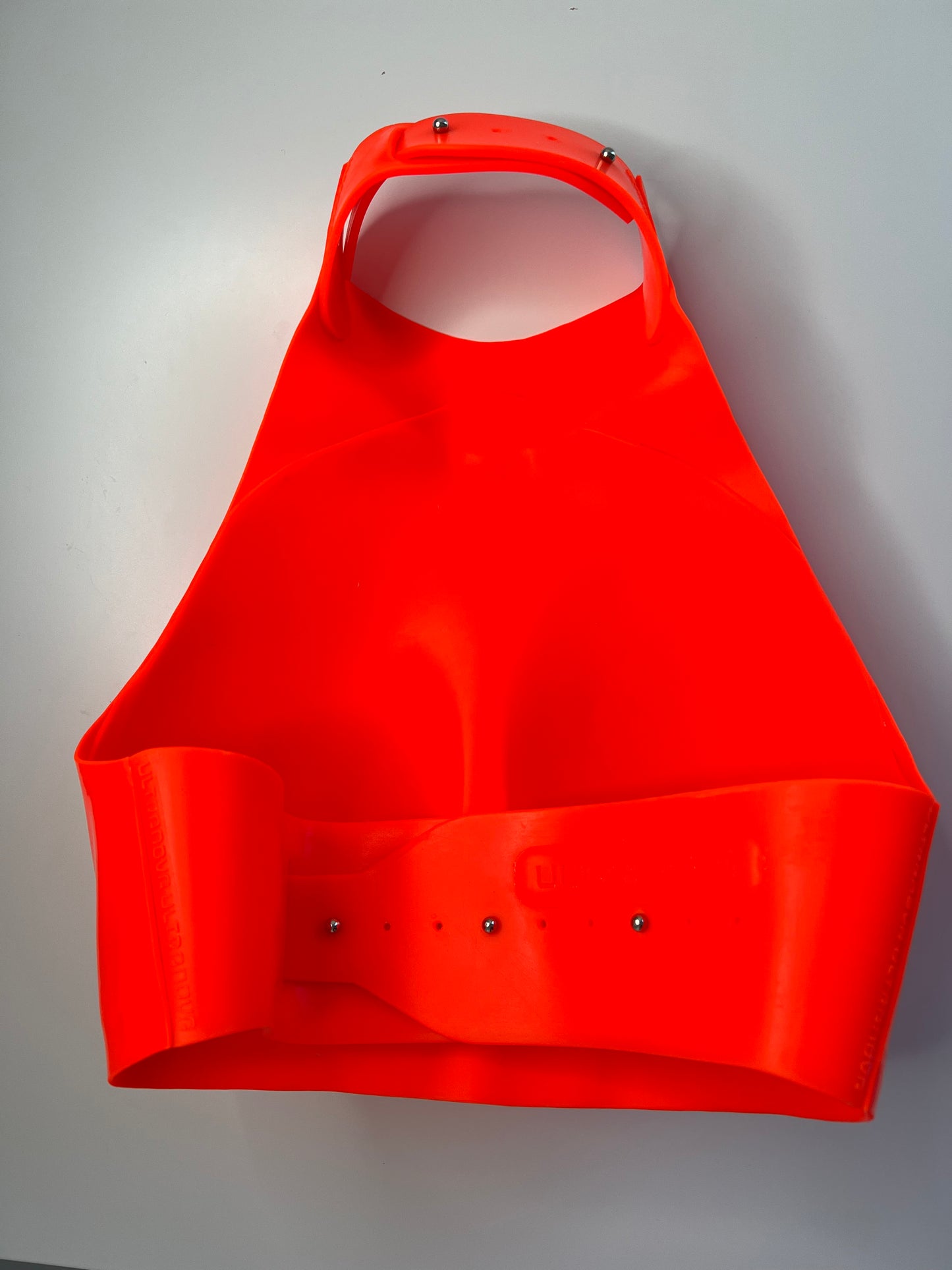 FLEXIBLE - PREMIUM SILICONE ANATOMICAL CROPPED TOP