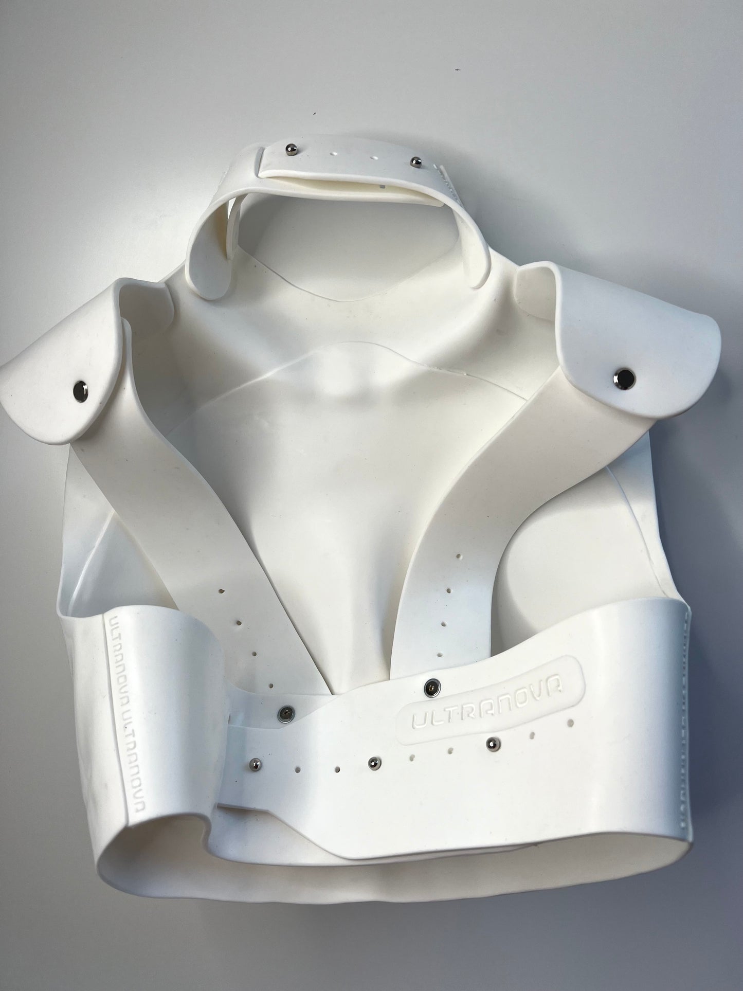 Flexible - The Upscale Anatomical Futuristic Cropped Breastplate in White